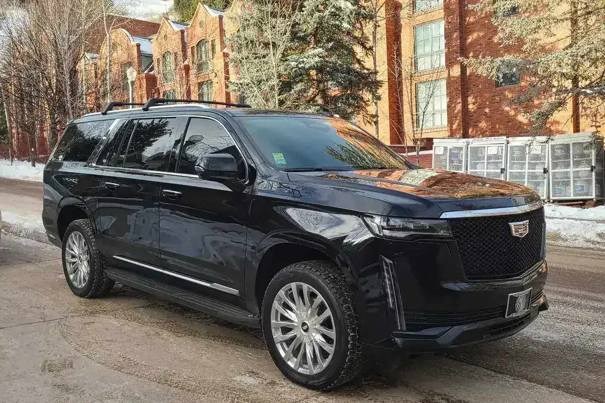 Luxury SUV for daily student transportation in Denver